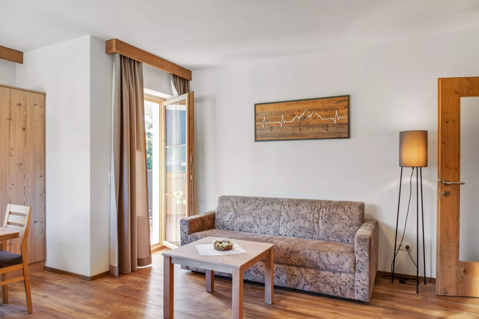 Salzach Appartement Wald-Woonkamer