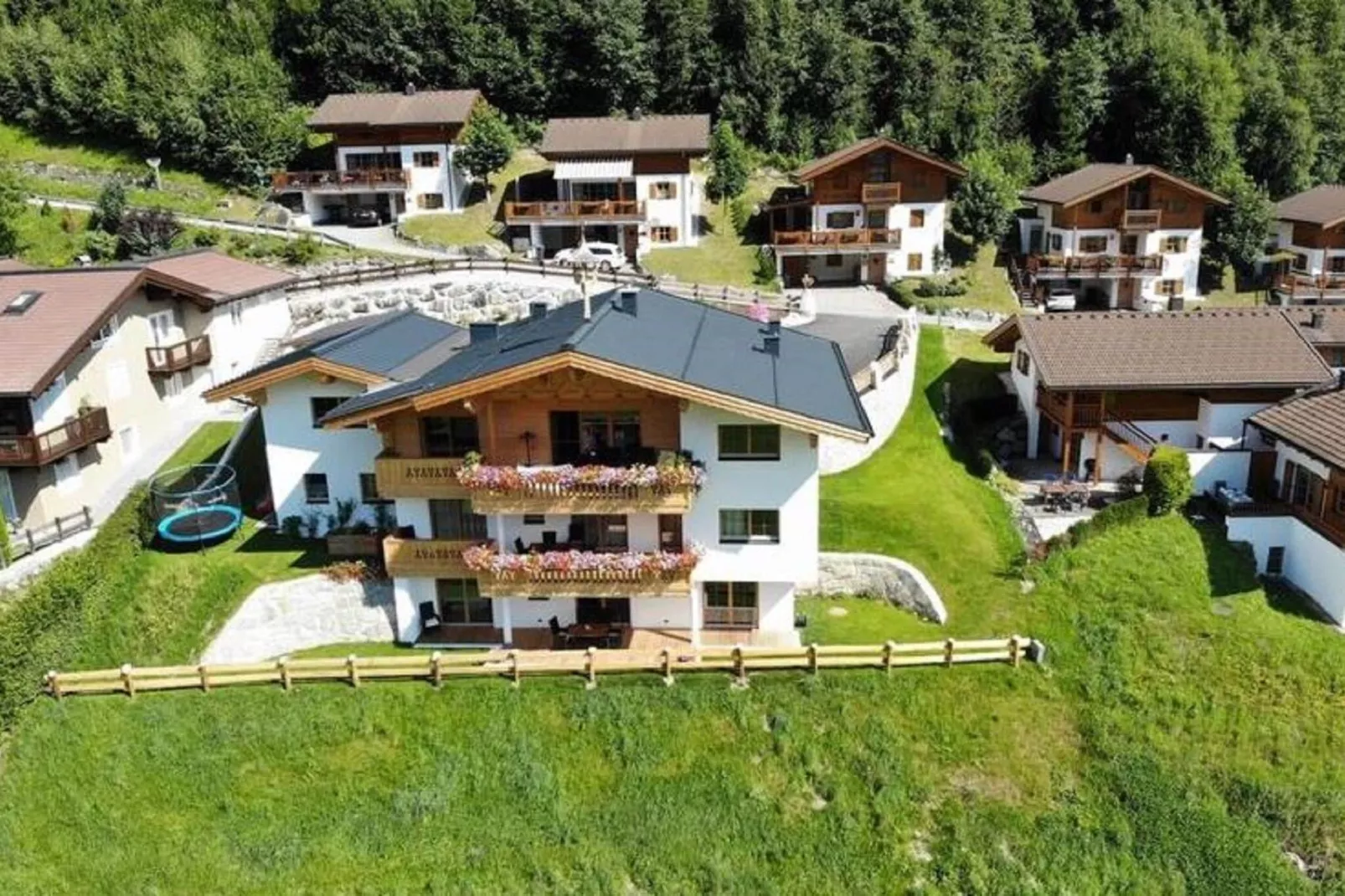 Salzach Appartement Wald-Buitenkant zomer