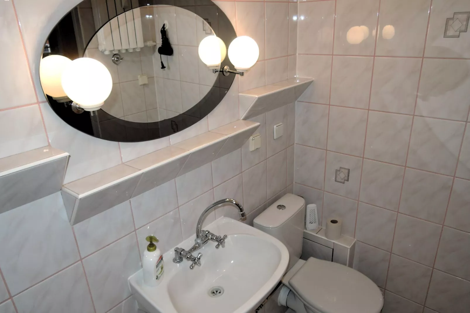 Apartament z widokiem na morze w Międzyzdrojach-Badkamer