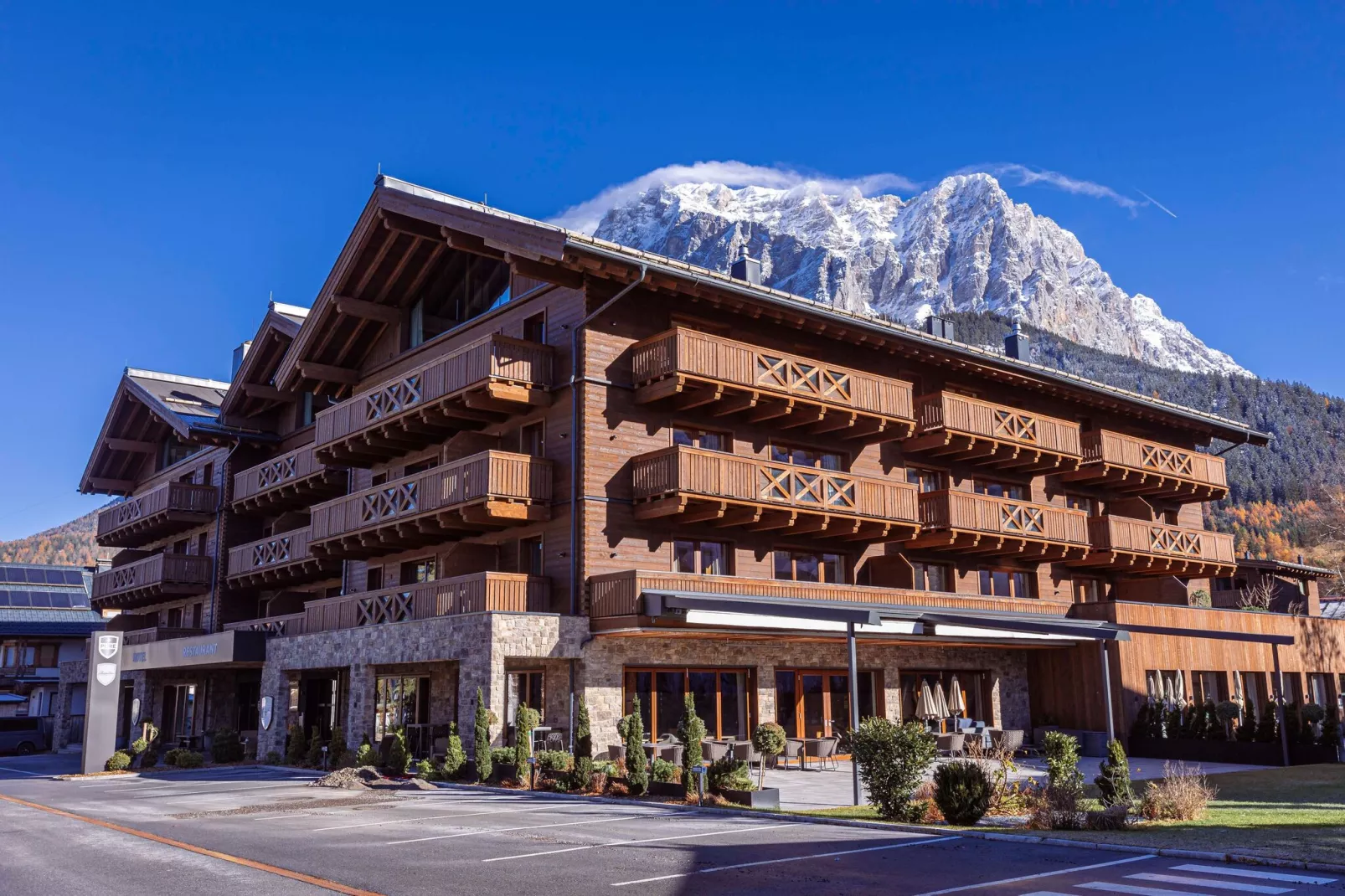 Bergresort Zugspitze Ehrwald 4-Buitenkant zomer