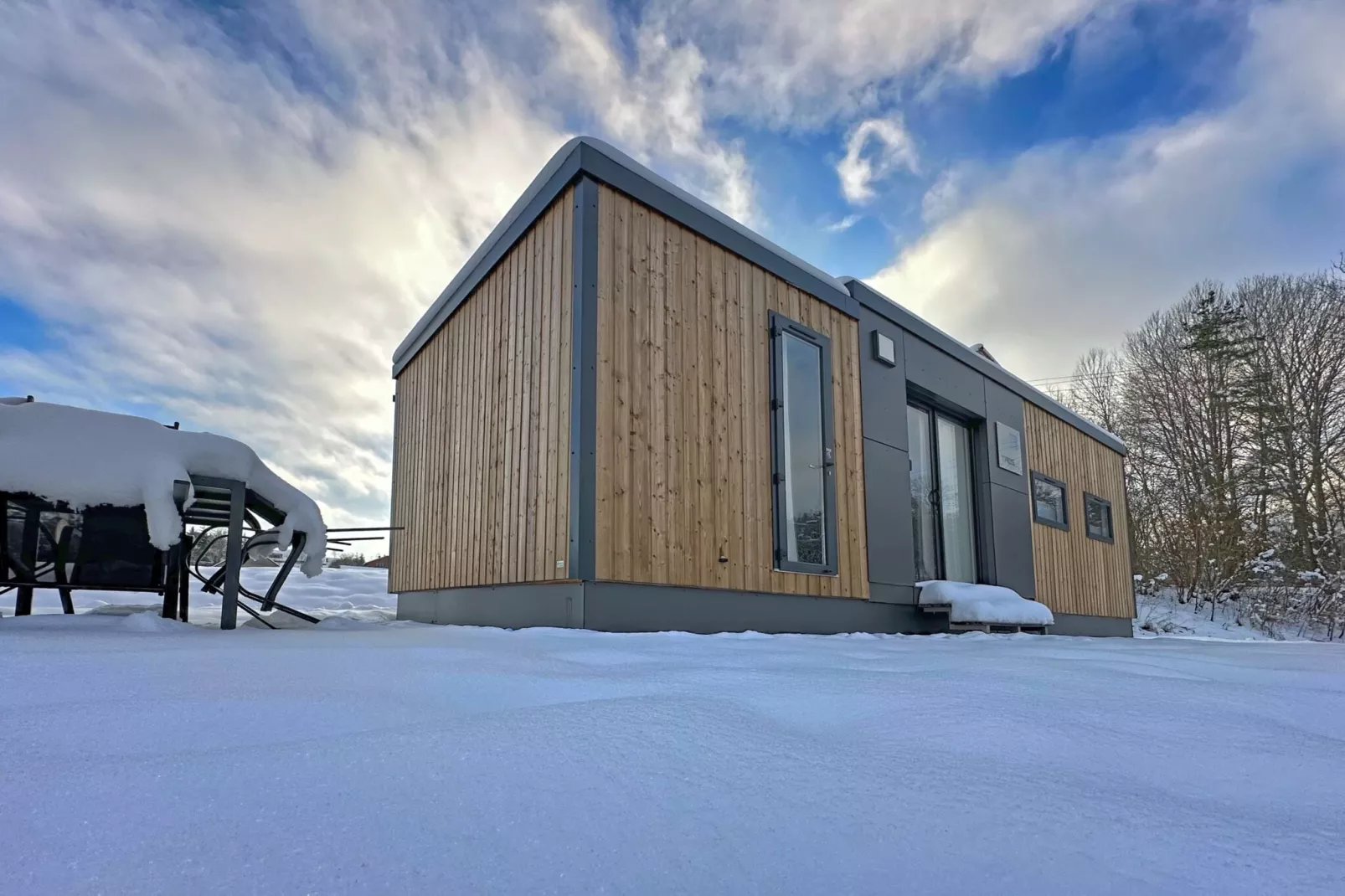 FERIENDORF SEEBLICK - Tiny Chalet am Eixendorfer See-Exterieur winter