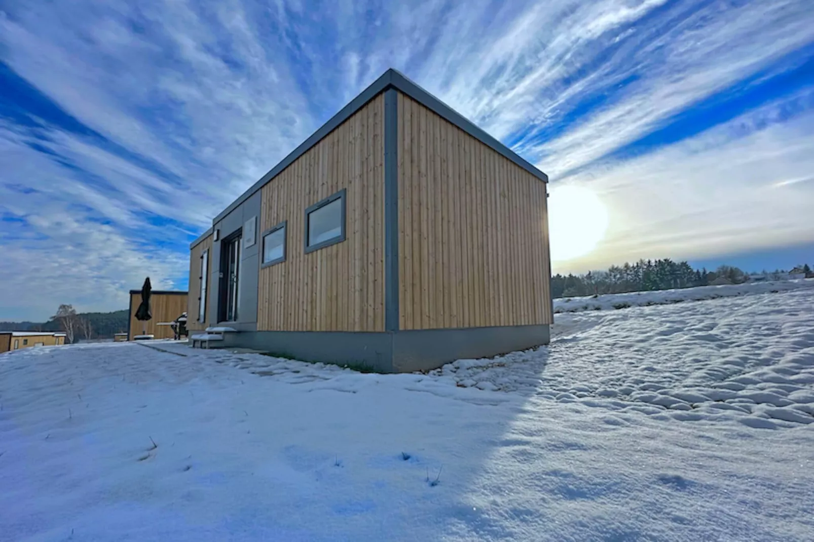 FERIENDORF SEEBLICK - Tiny Chalet am Eixendorfer See-Exterieur winter