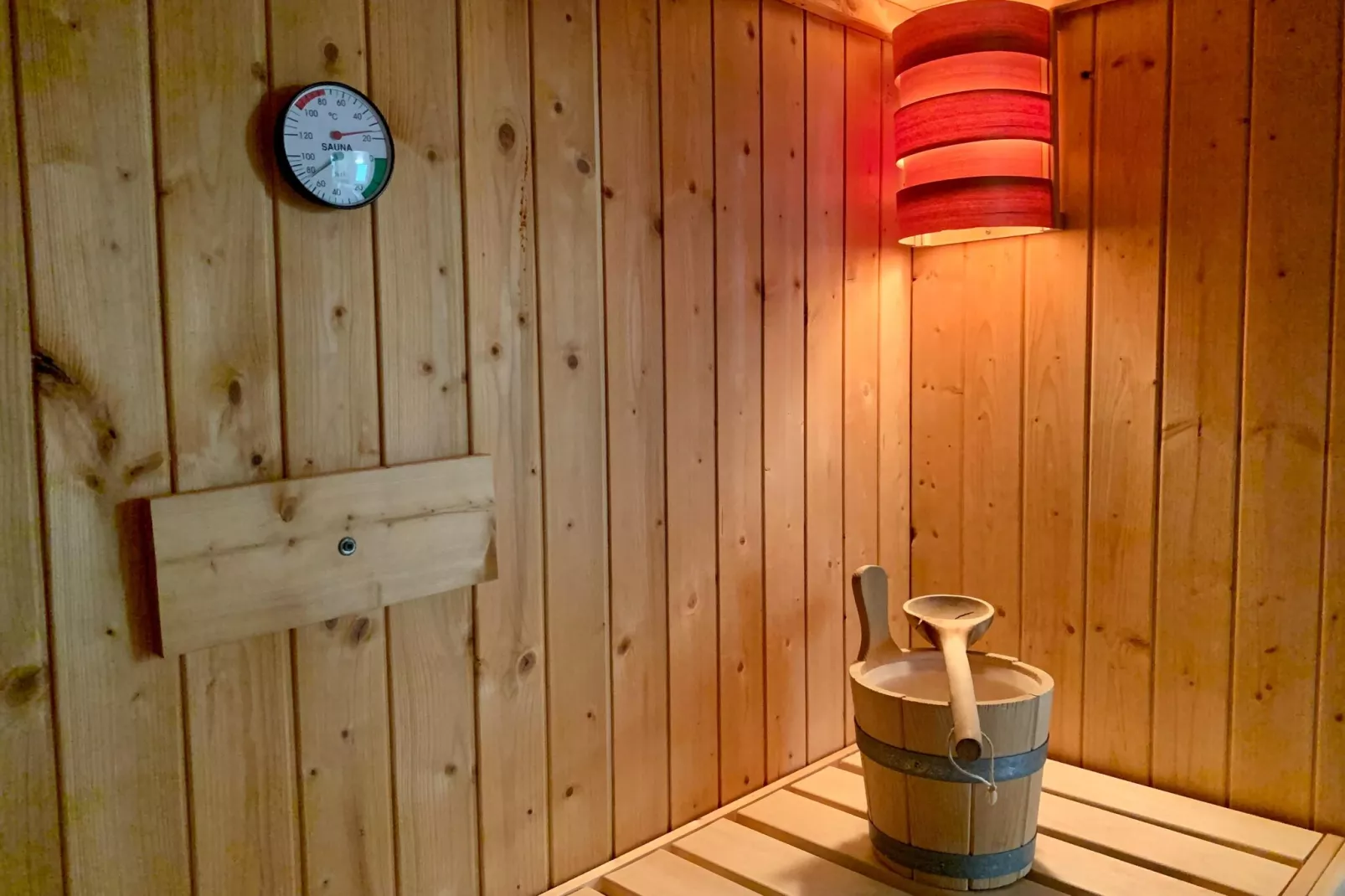 Seeblick 105 qm / 1-6 Personen-Sauna