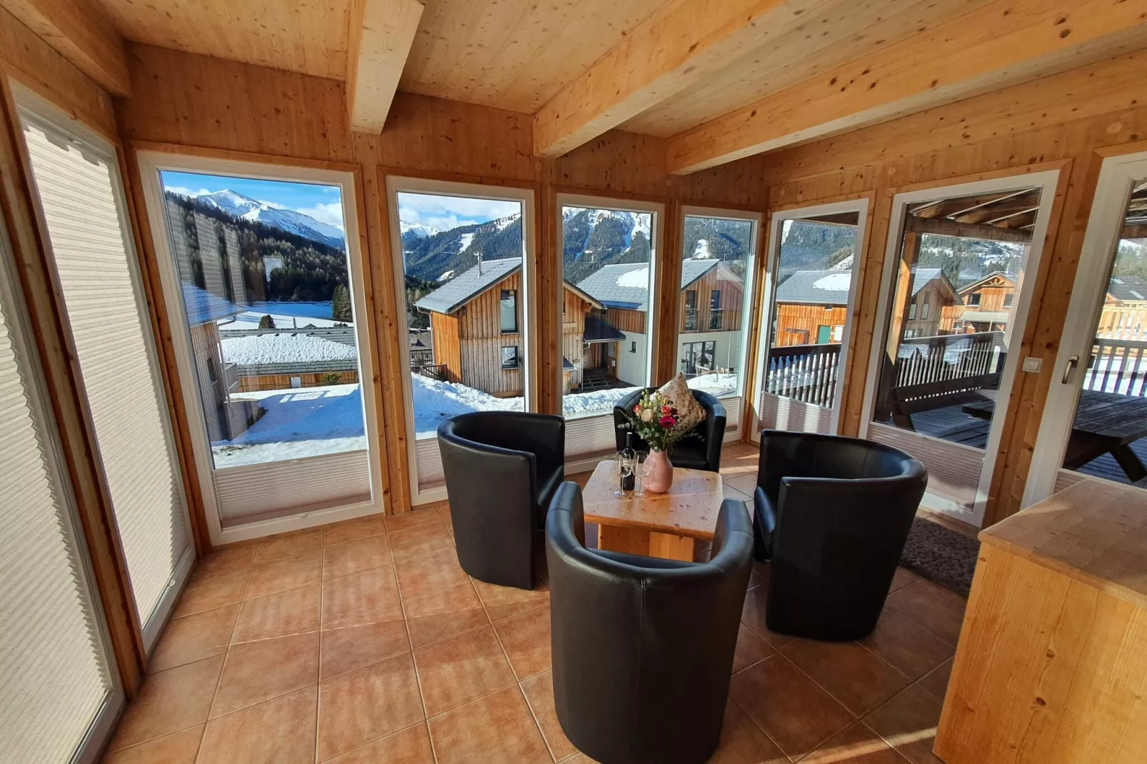 Tauern Chalet-Woonkamer