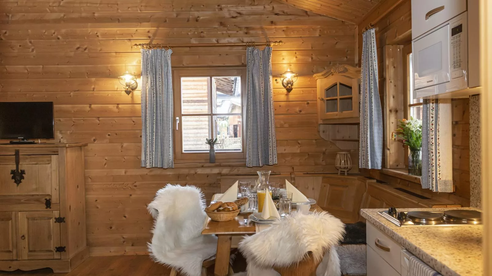 Uriges Chalet 3-Eetkamer