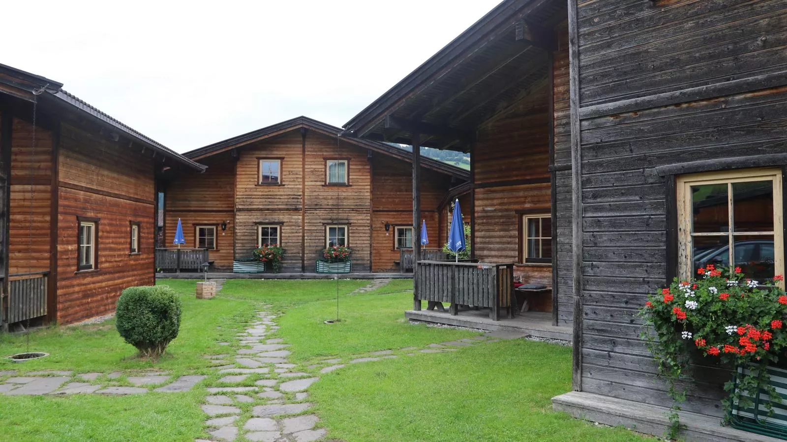 Uriges Chalet 3-Gebieden zomer 1km