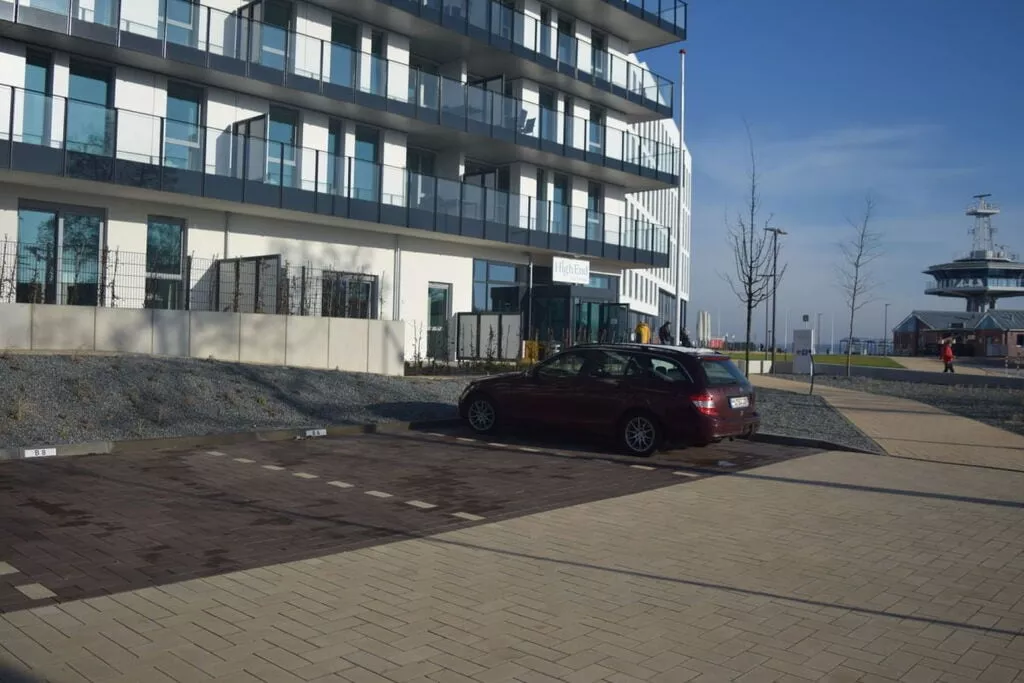 263576-Parkeerplaats