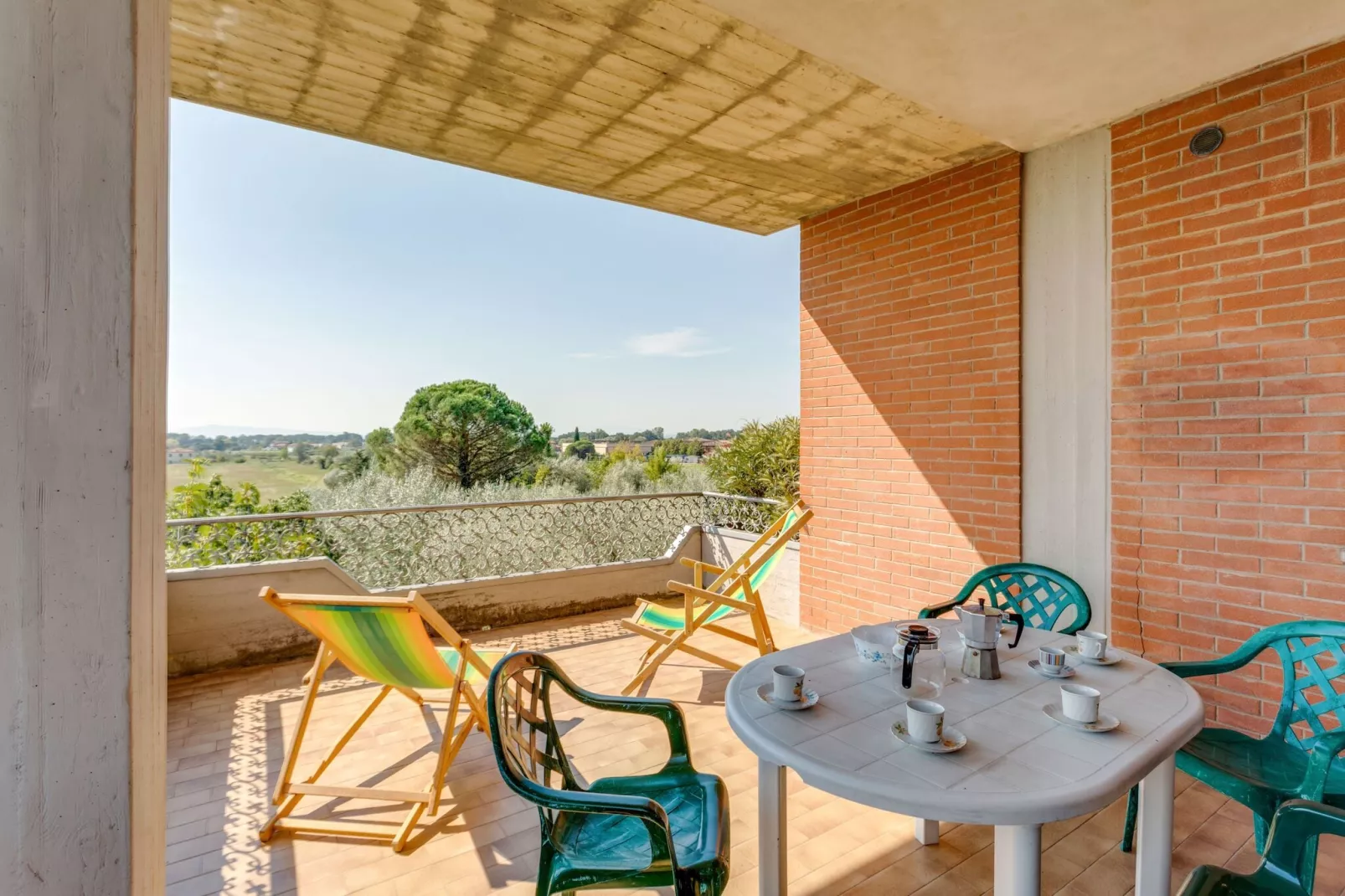 Casa Tommaso - trilo 1 P - 6 pax-Terrasbalkon