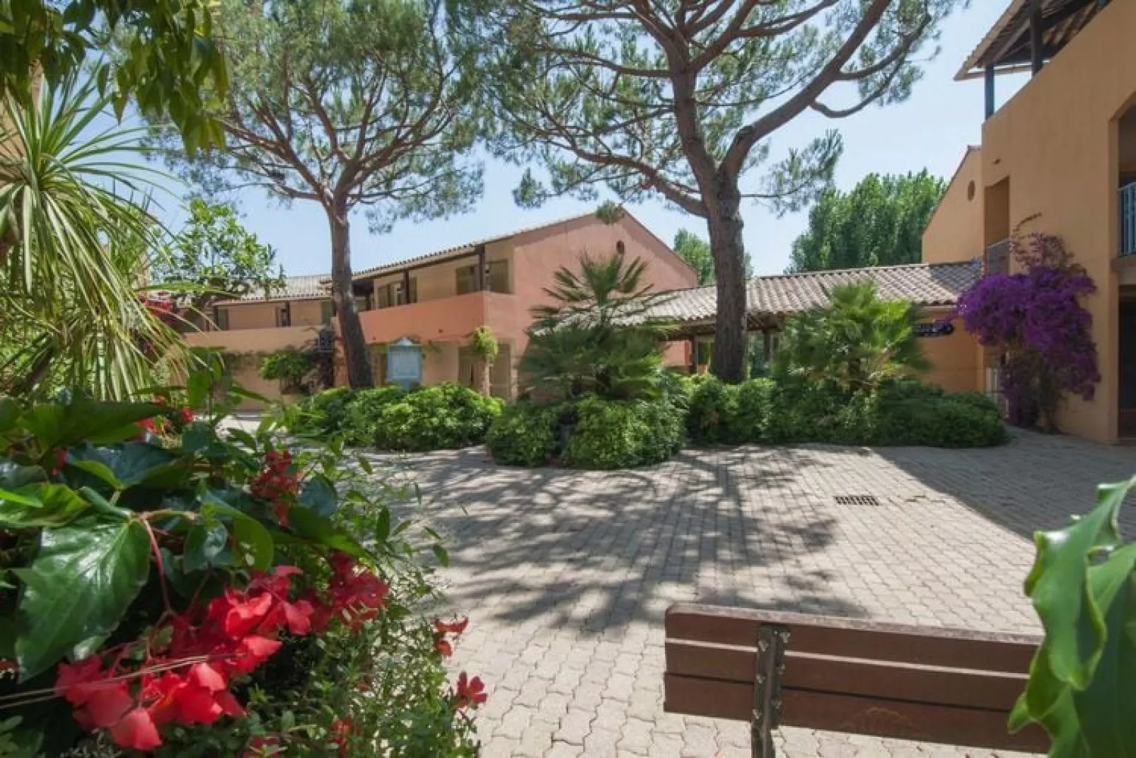 Residentie Les Rives de Cannes Mandelieu, Mandelieu-la-Napoule-Buitenkant zomer