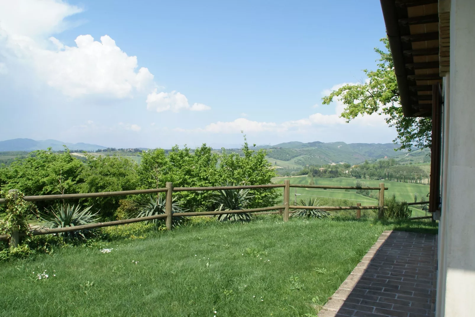 Podere Montone Fienile-Terrasbalkon