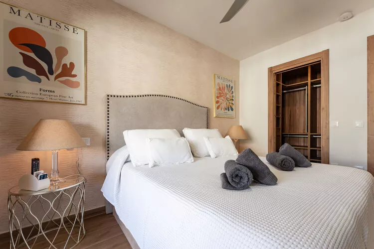 CT 260 - Faro's Playa Miramar Boutique Apartment-Slaapkamer