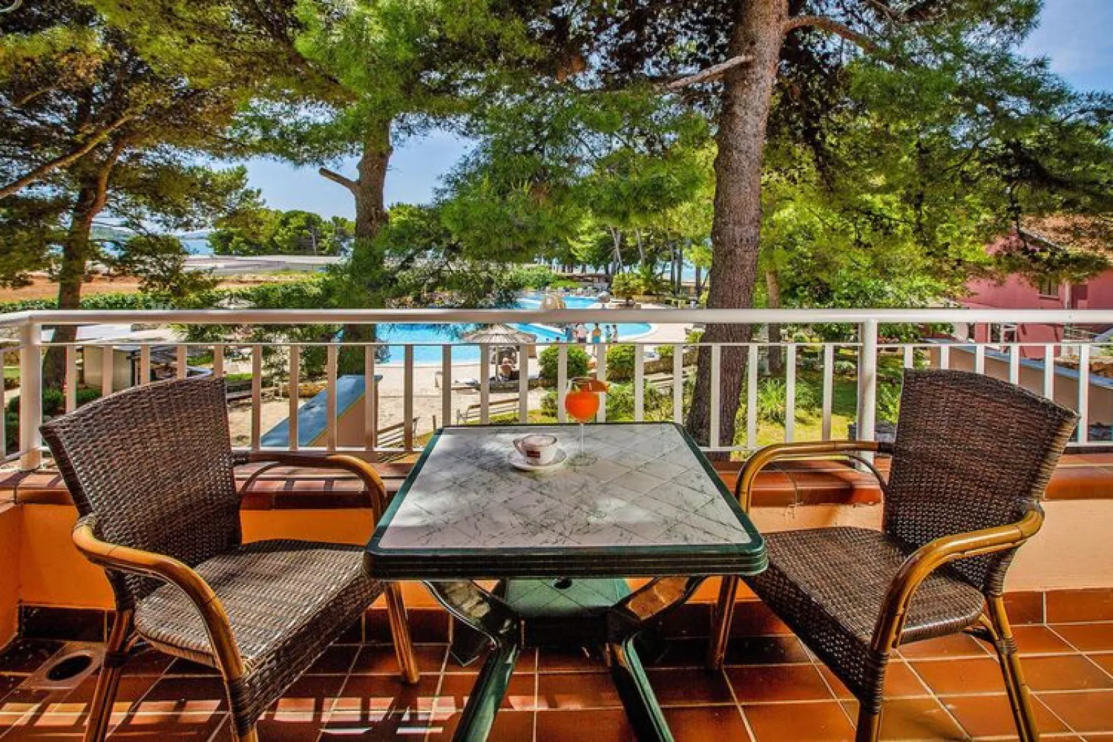 Matilde Beach Resort Vodice - Junior Apt A2plus2 Park View ca 36 qm für 4 Pers B&B-Terrasbalkon