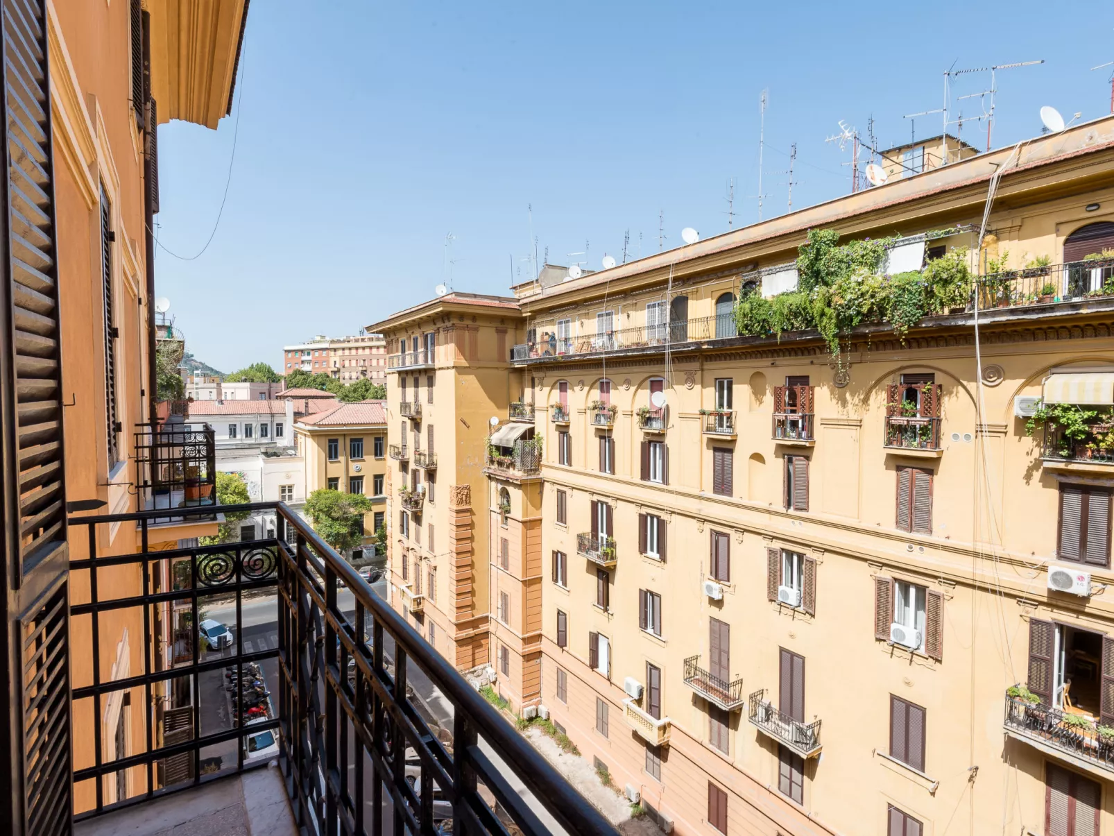 Vatican Comfortable Sunny Apartment-Buiten