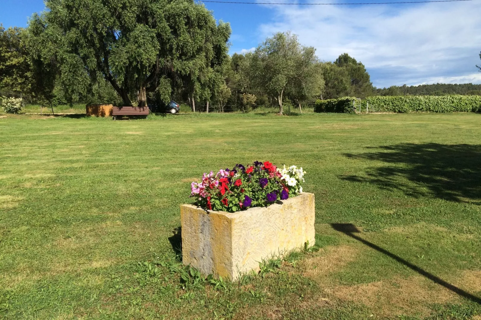 Masia Can Roca de Dalt-Tuinen zomer