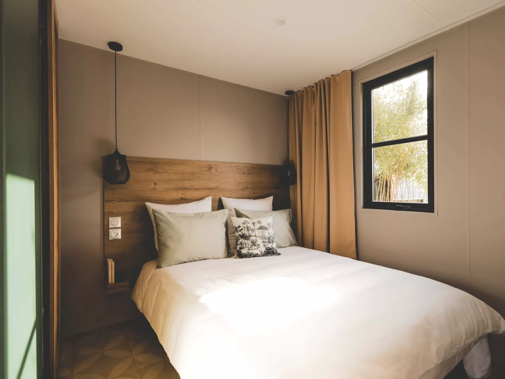 Lodge Luxe 2 chambres-Binnen