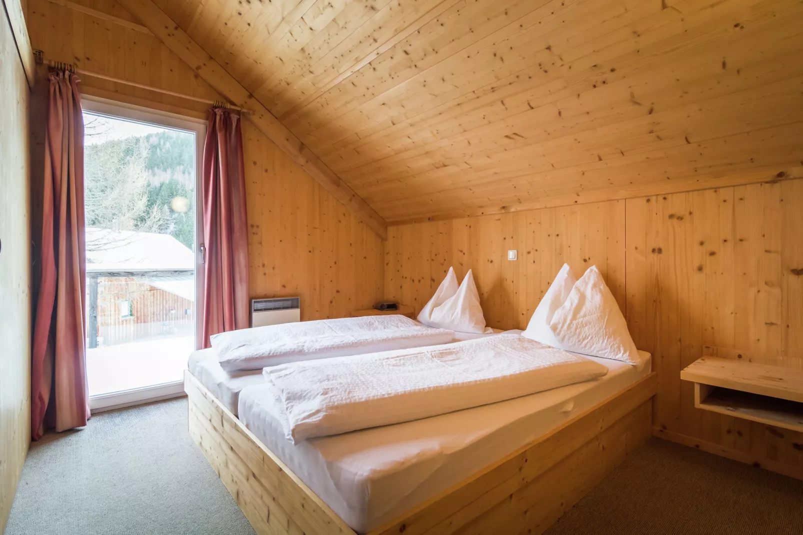 Chalet in Austria-Slaapkamer