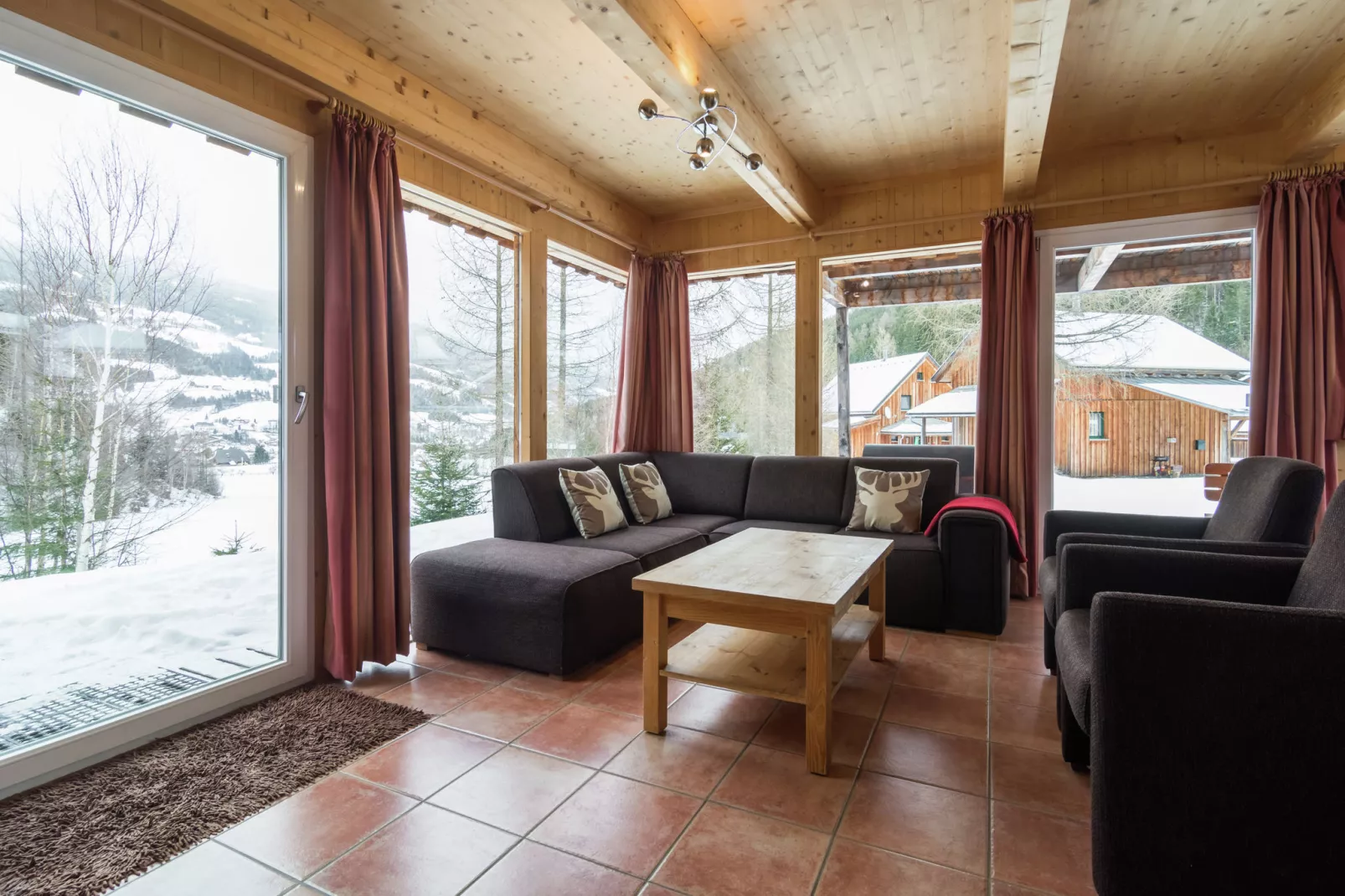 Chalet in Austria-Woonkamer