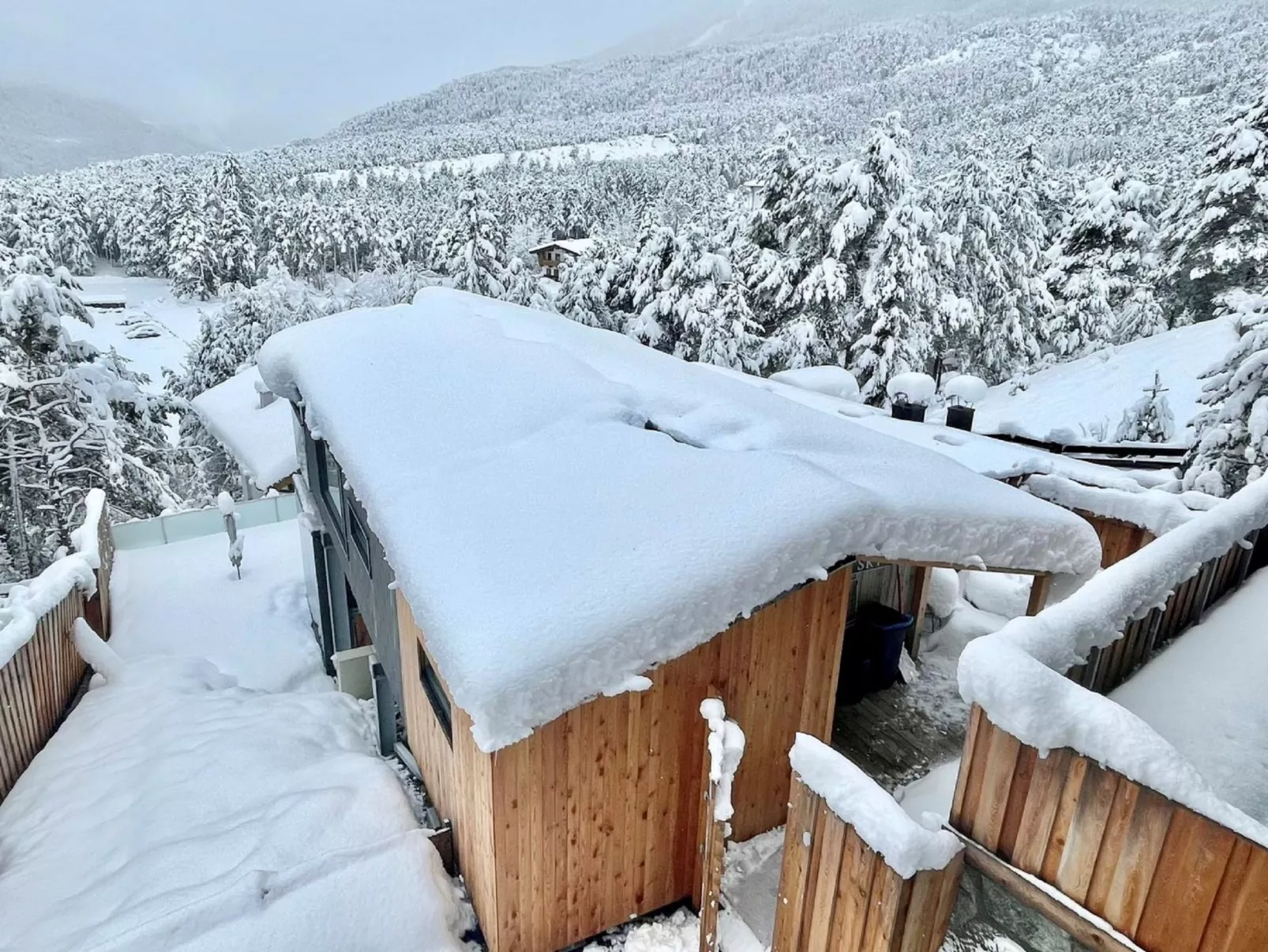 Sky-Chalet-Buiten