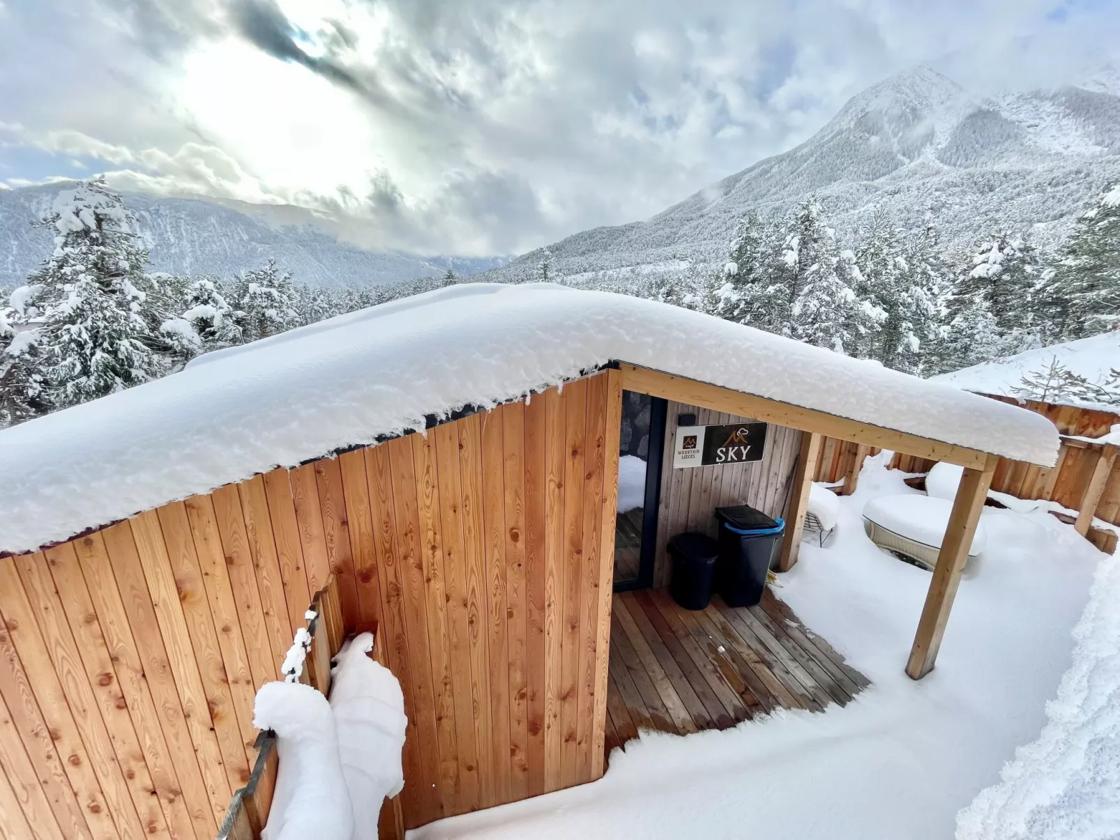 Sky-Chalet-Buiten