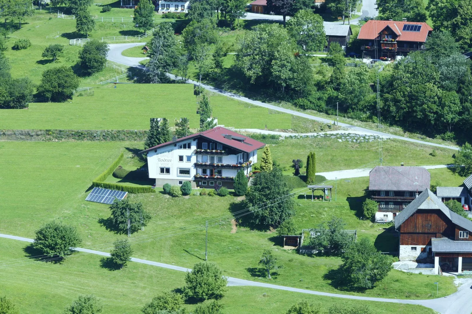 Apartment Verditz 3-Buitenkant zomer