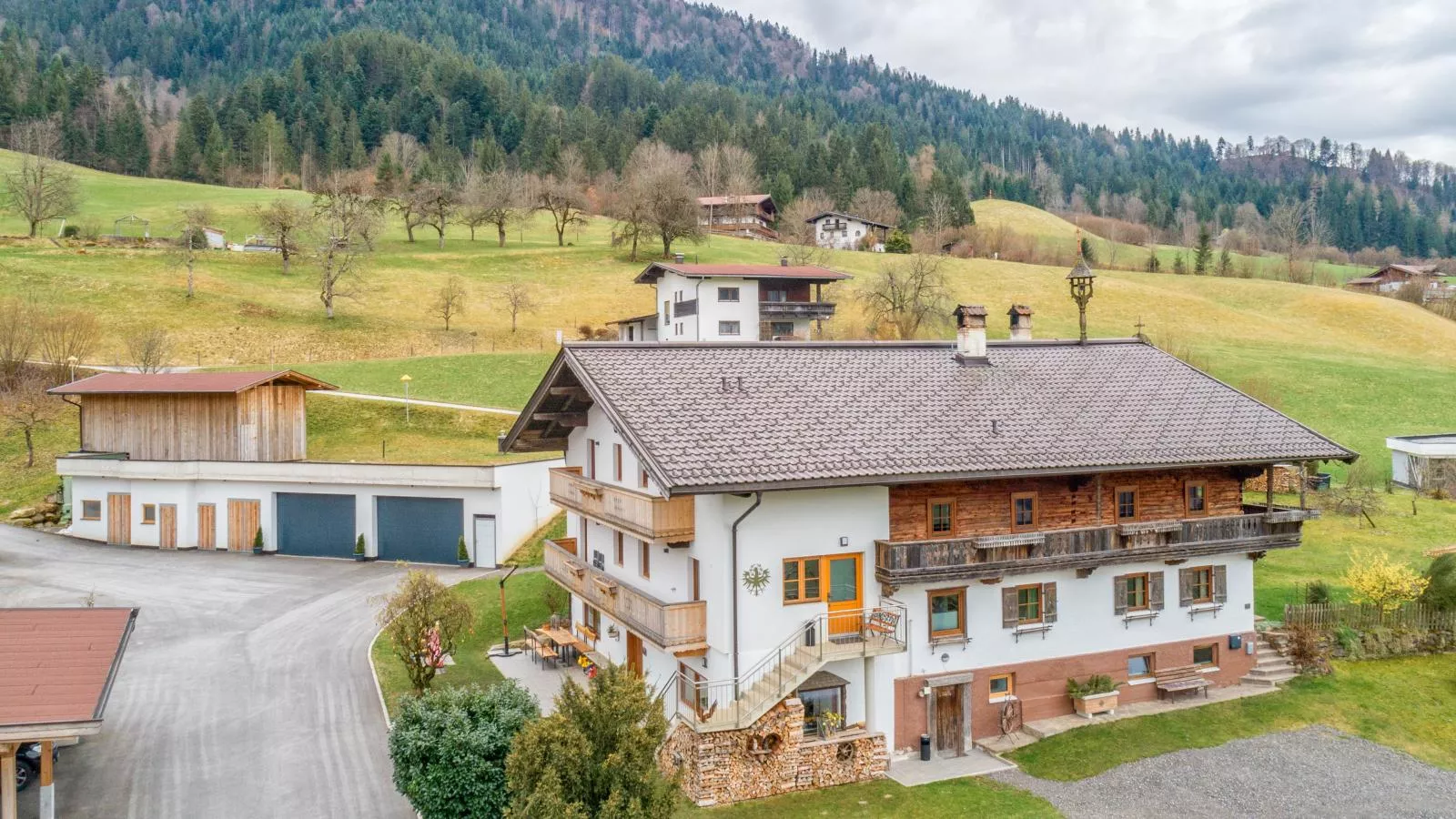 Kraftplatz am Litzlhof-Buitenkant zomer