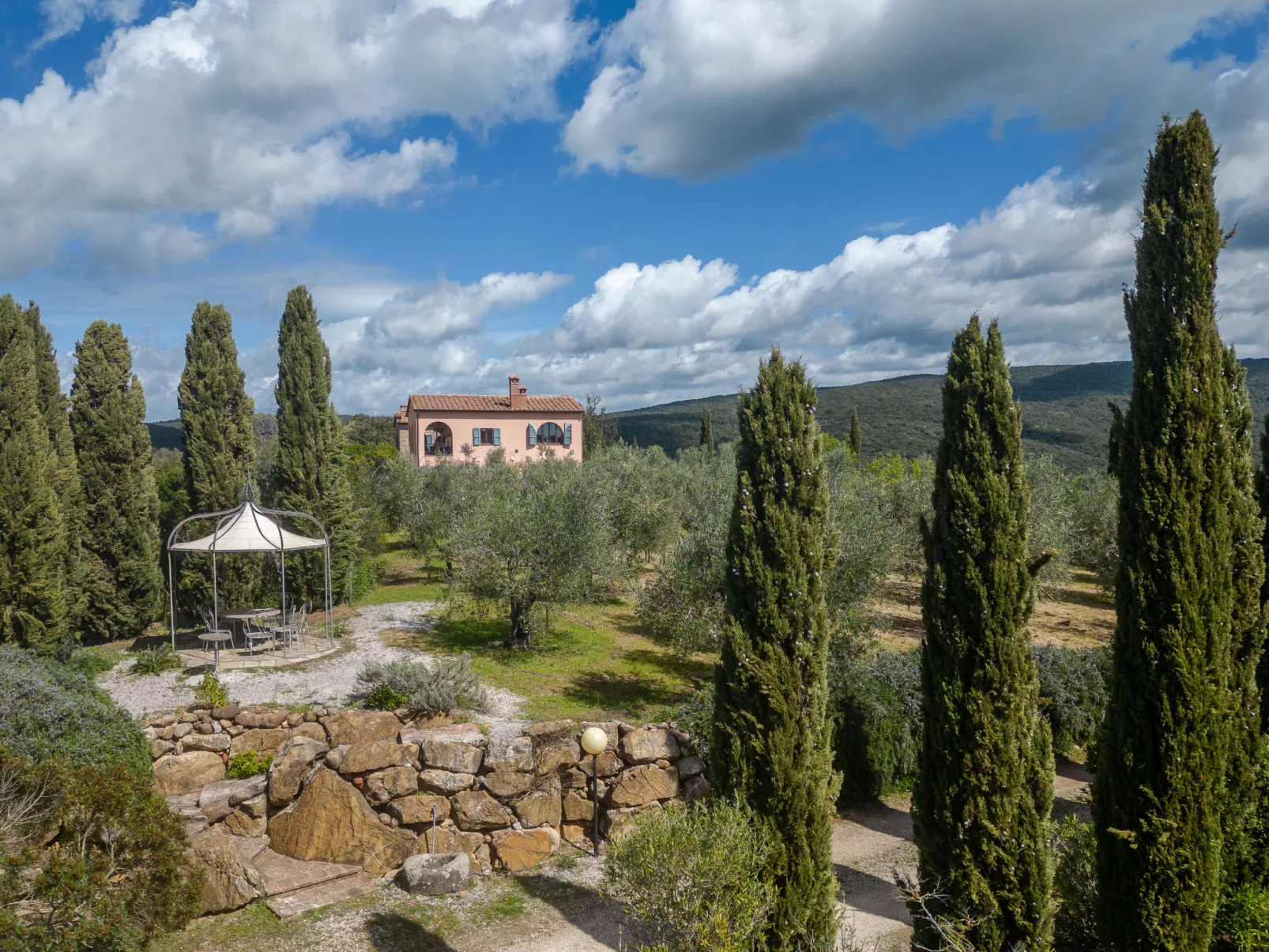 Villa Marsiliana-Buiten