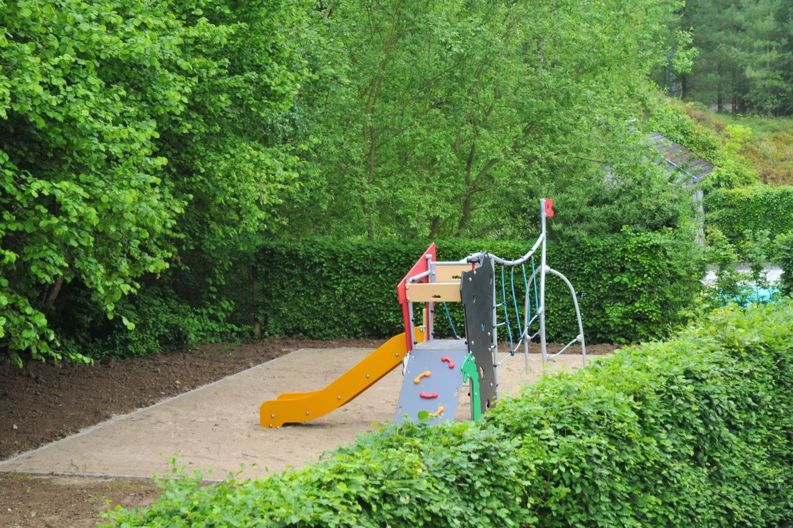 Mooi appartement in Durbuy met een zwembad-Parkfaciliteiten