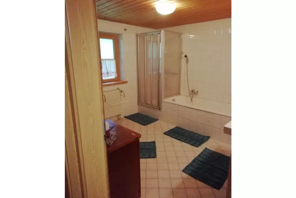 49764-Badkamer