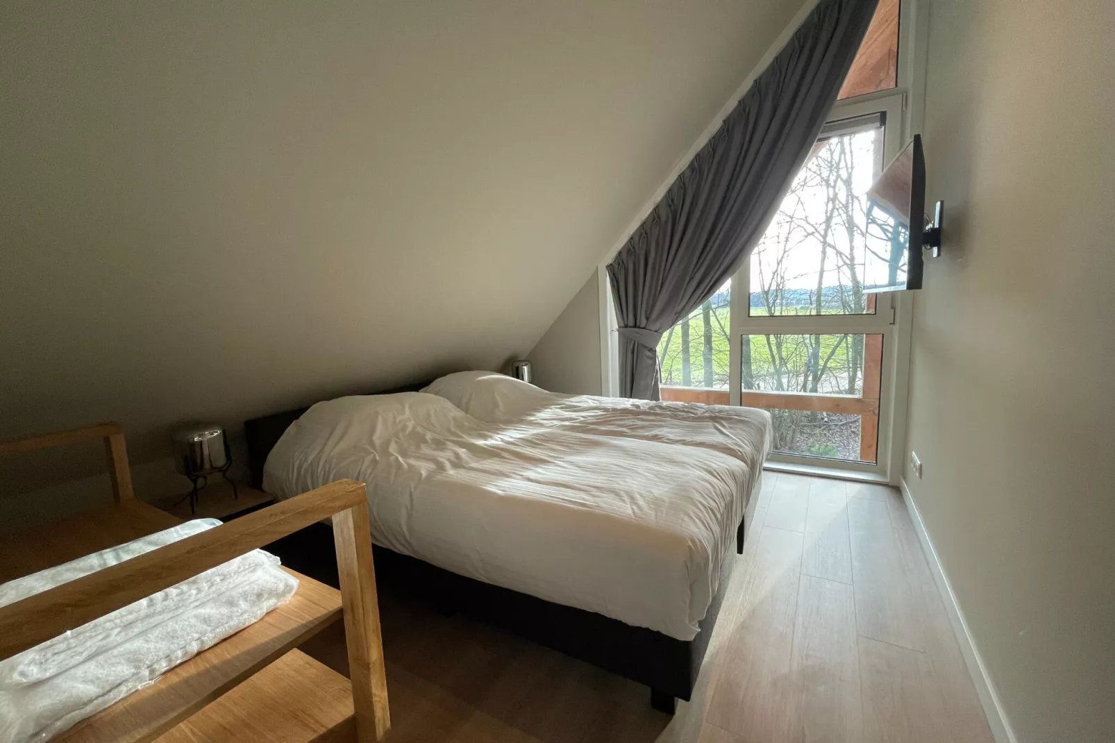 Bos Villa met Hottub & Sauna  8 personen-Slaapkamer