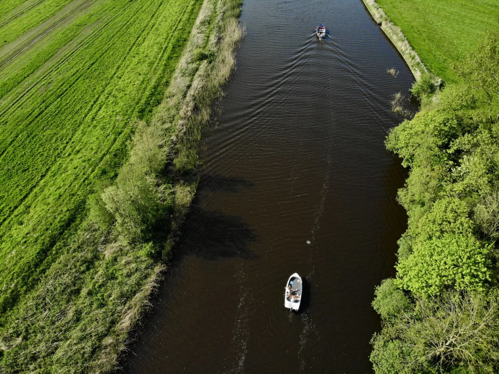 Harboursuite Woudsend incl. motorboot-Buiten