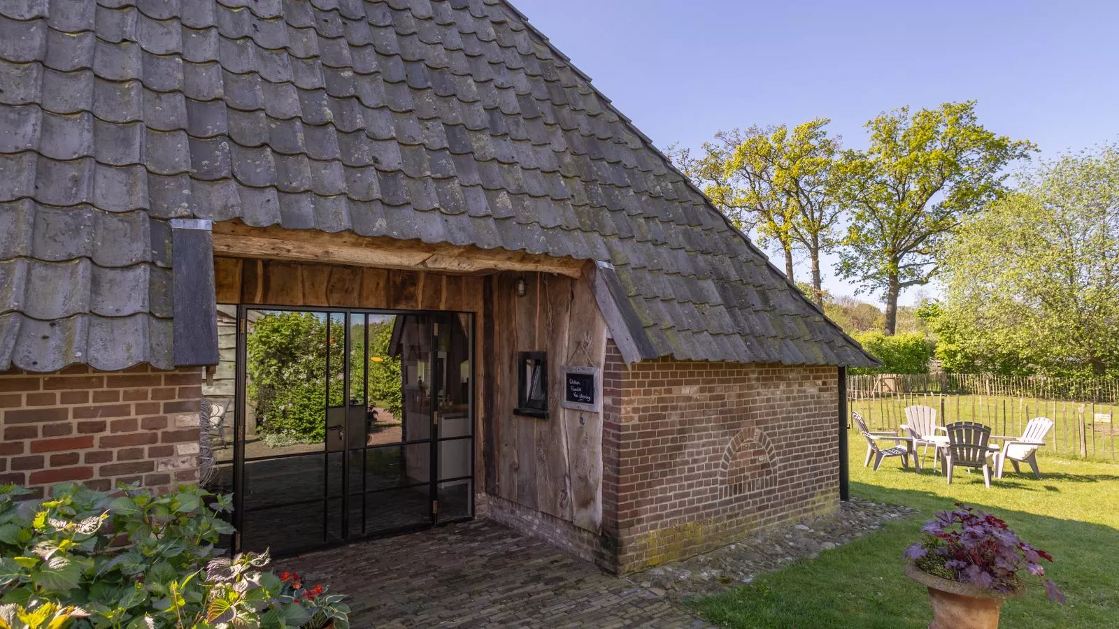 Gastenverblijf Prinsensteeg-Buitenkant zomer