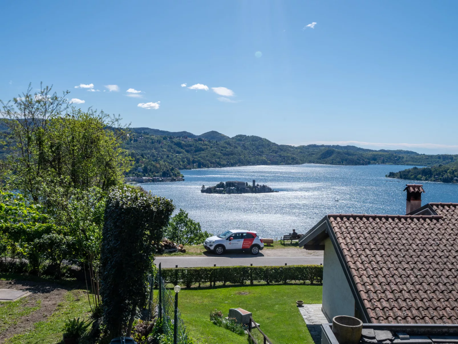 Monte San Giulio-Buiten