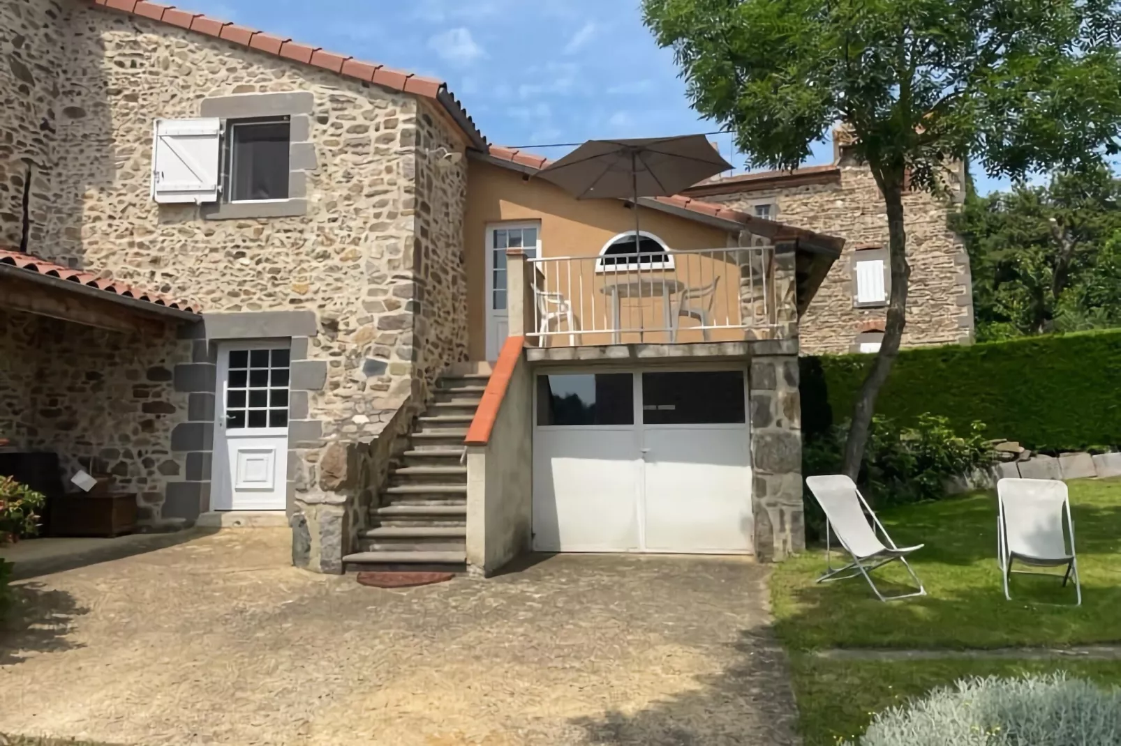 Maison pour 3 personnes à la campagne-Buitenkant zomer