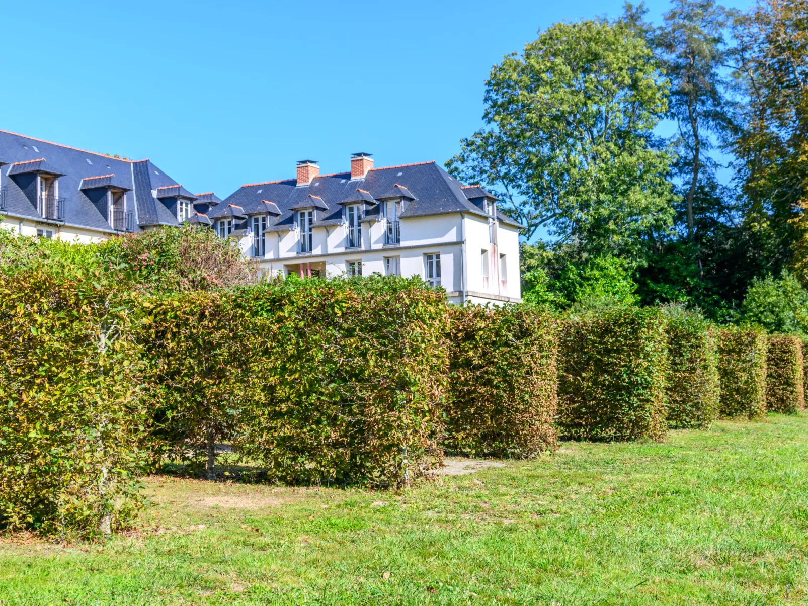 Château De Kergonano-Buiten