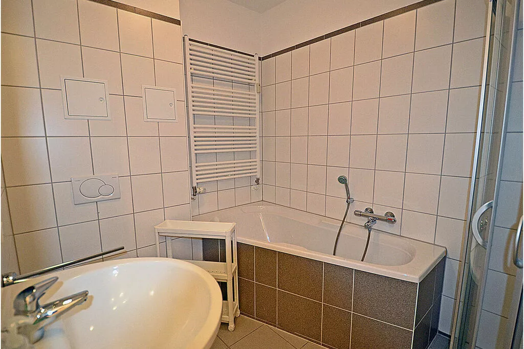 354708-Badkamer