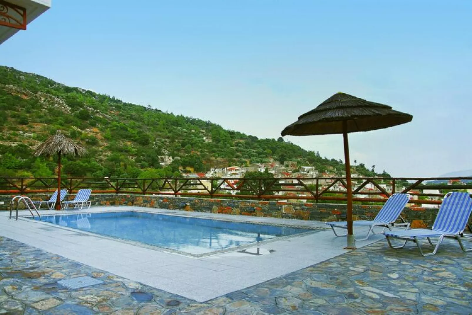 Holiday home Villa Nicoleta & Rafaella, Prina bei Agios Nikolaos-Villa Nicoleta-Zwembad