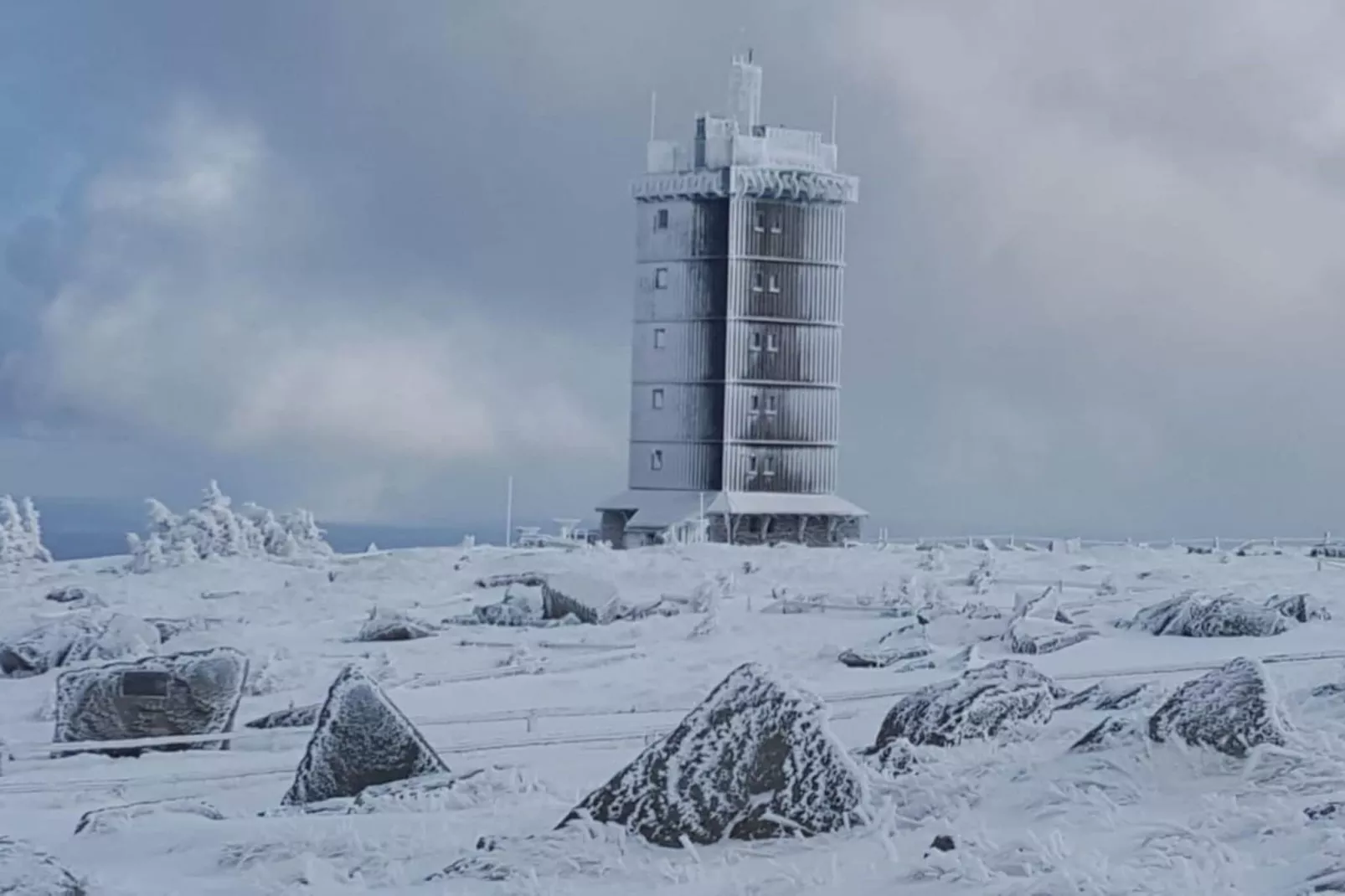 Meineckes Harzidyll Am Eichenberg-Gebied winter 20km