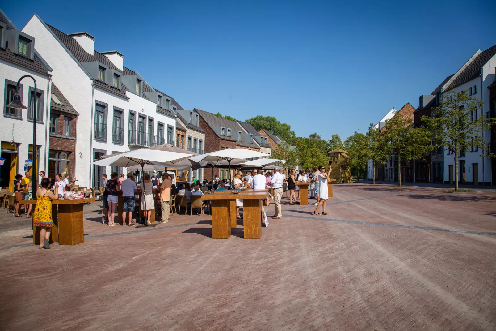 Resort Maastricht 9-Buitenkant zomer