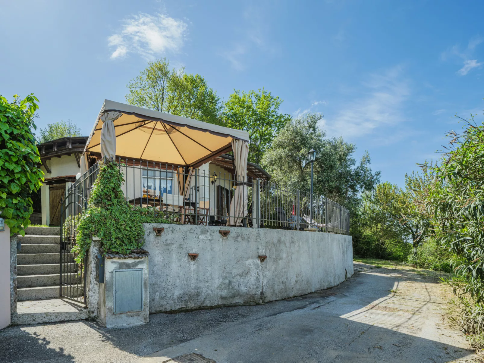 Casa Oasi con vista-Buiten