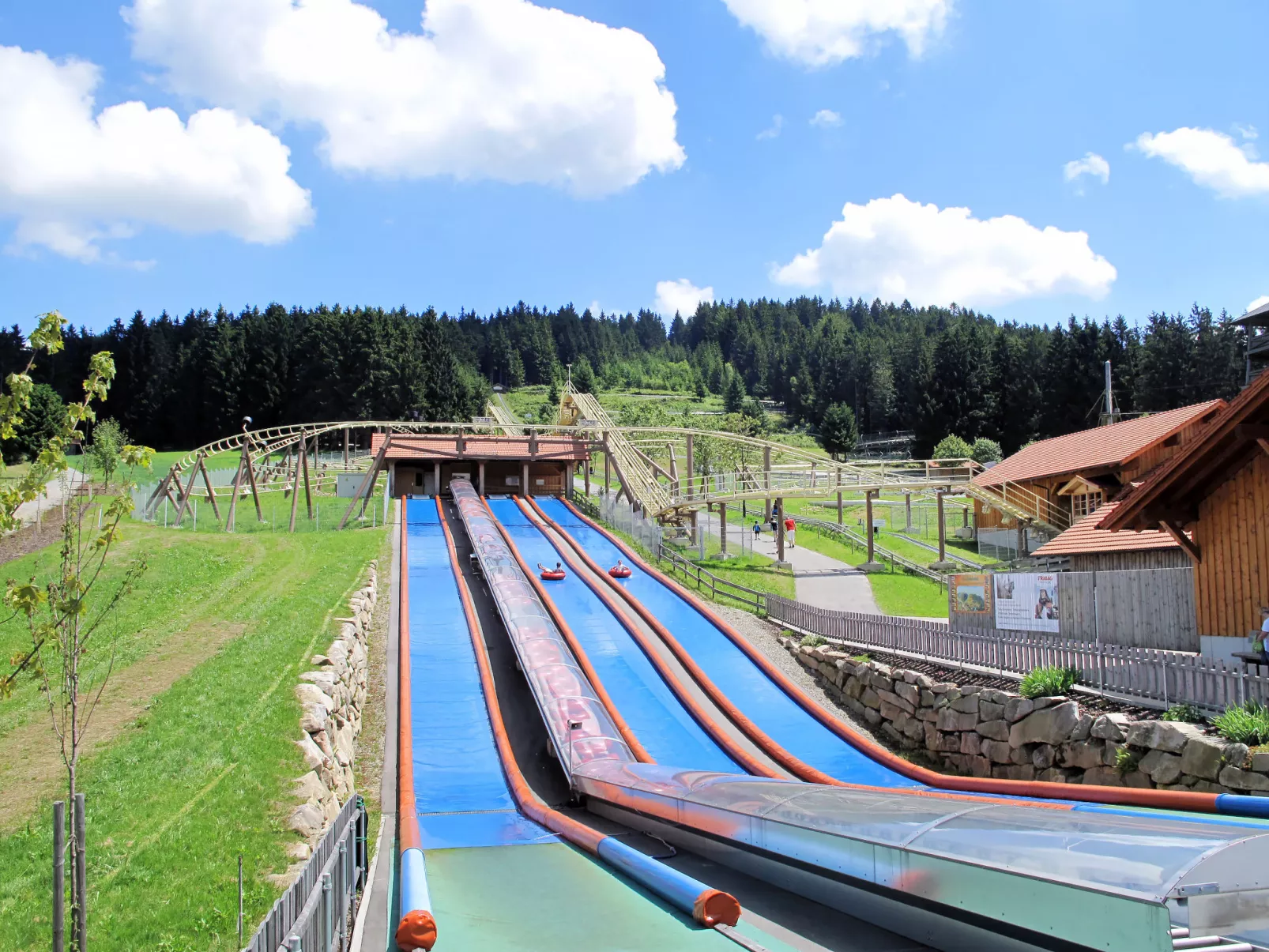 Familienglück inkl. Schwimmbad und Sauna-Omgeving