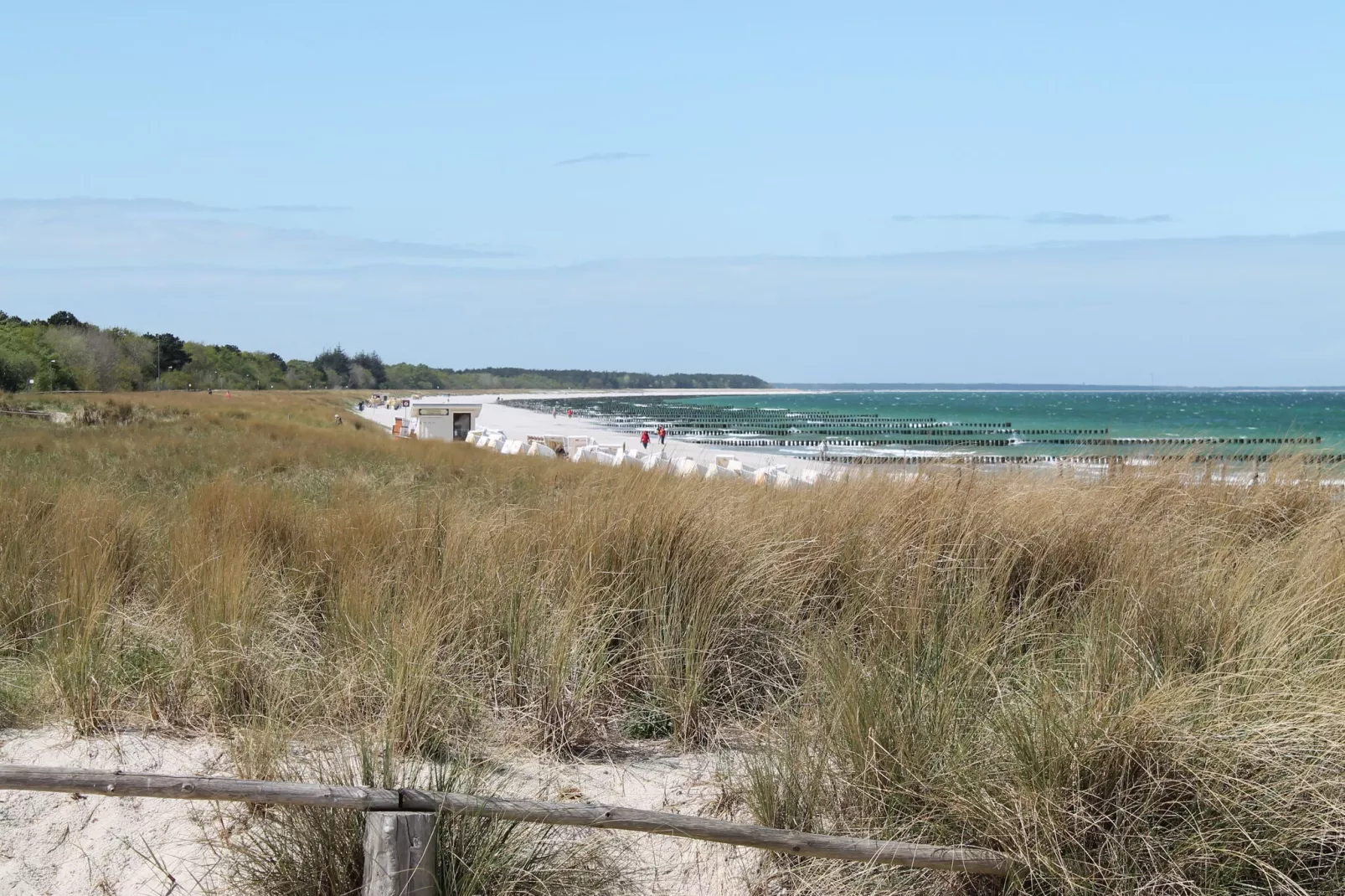 Die weiße Villa XL-Gebieden zomer 1km