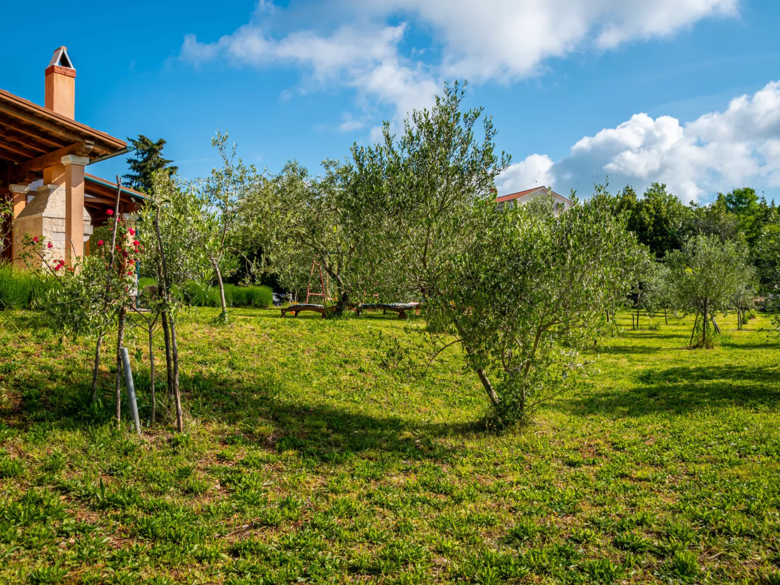 Little Tuscany for Two-Buiten