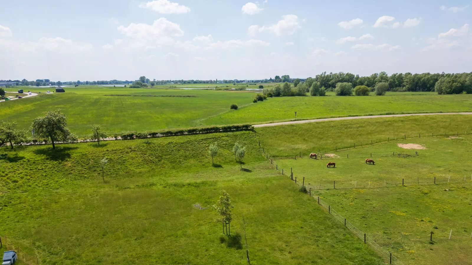 Het Grootenhuis-Uitzicht zomer