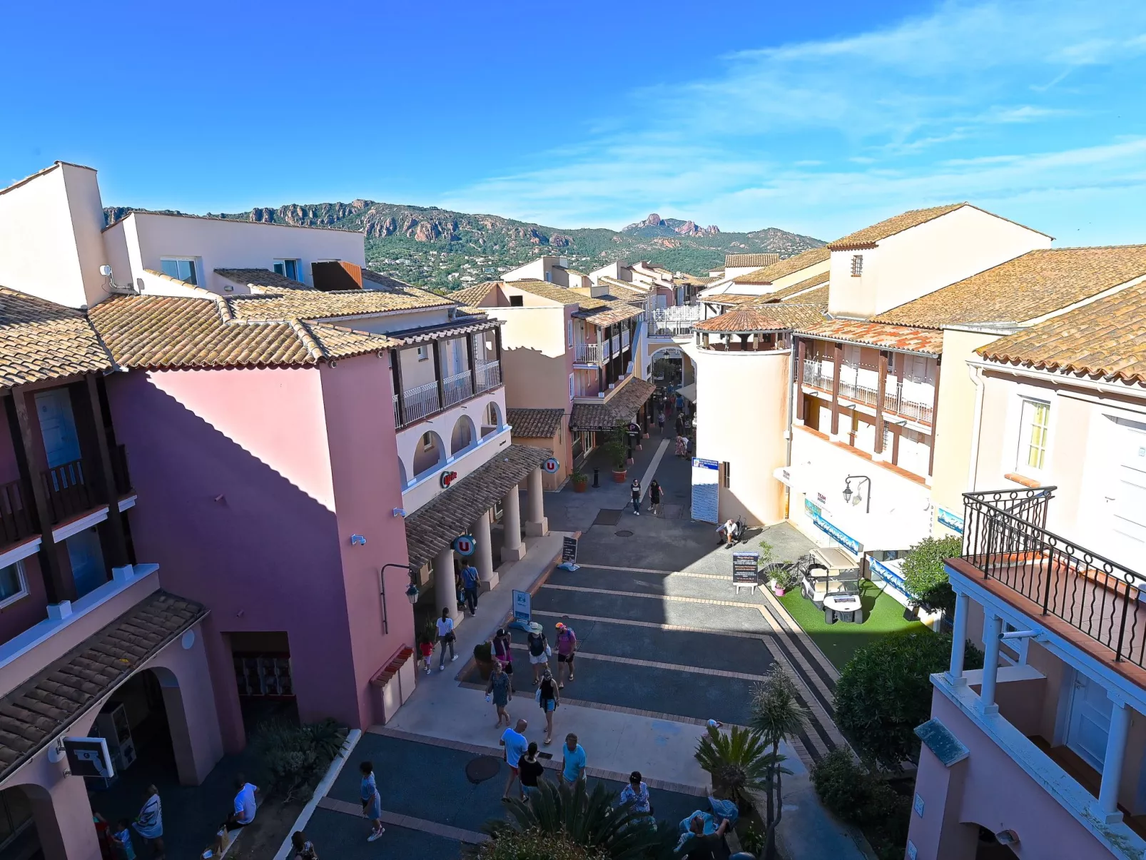 Village Cap Estérel - L'Esquinade-Binnen