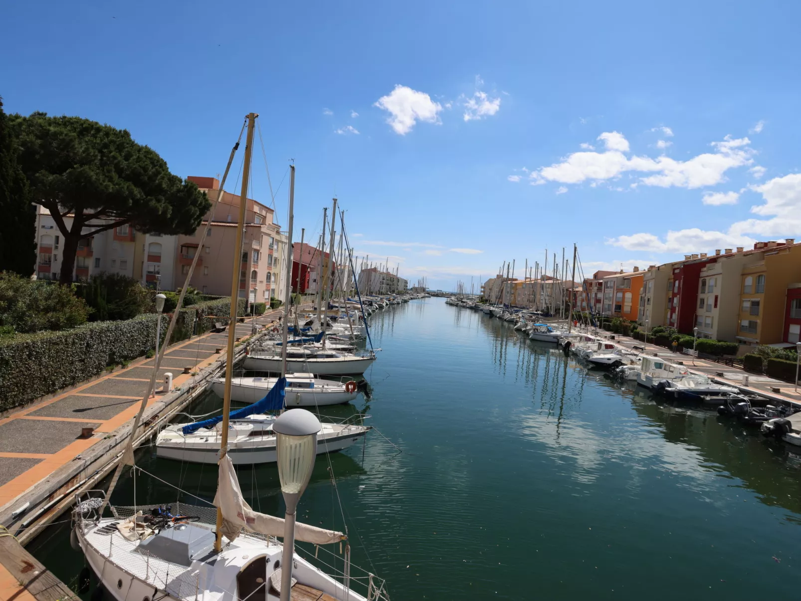 Port Raphaël-Buiten