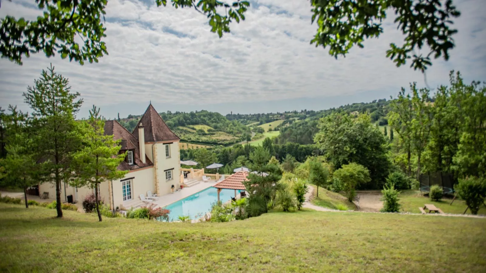 Villa Dorade-Buitenkant zomer