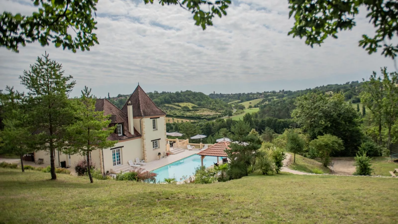 Villa Dorade-Buitenkant zomer