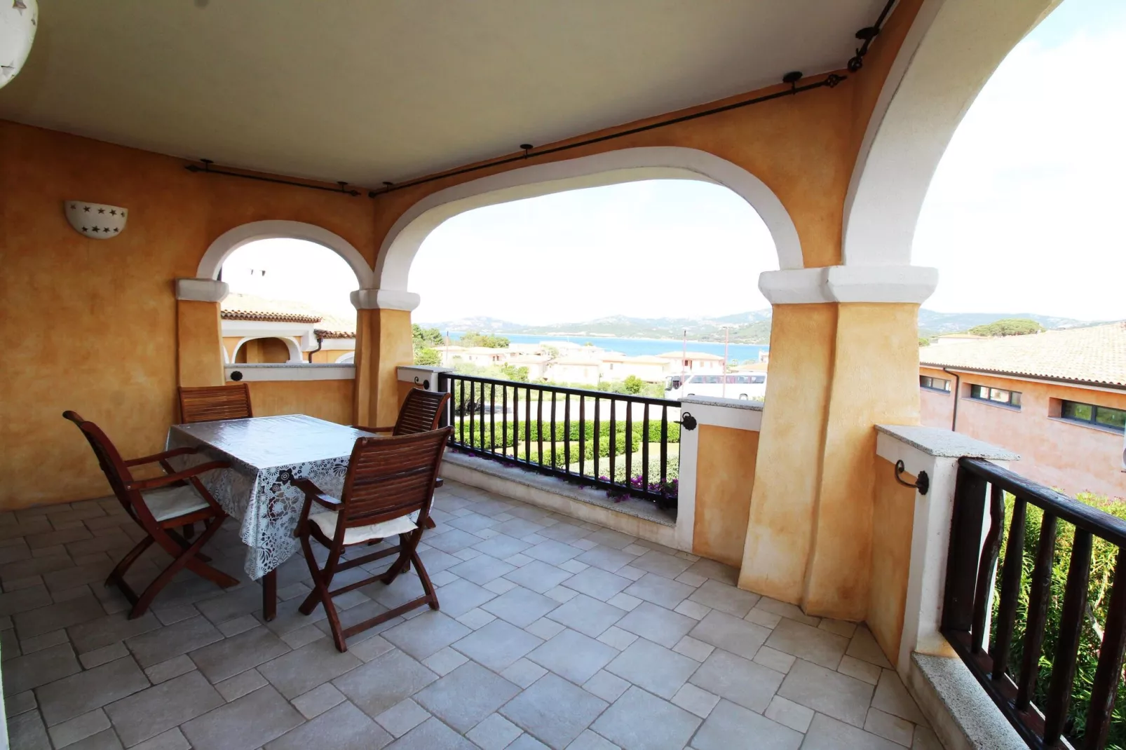 Apartment I Meridiani L10 SC Lu Titimbaru  Cannigione-Terrasbalkon