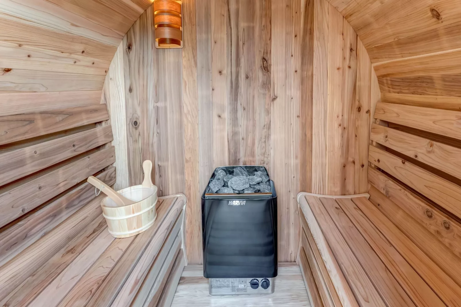 Luxe vakantiewoning met sauna en jacuzzi in Heers-Wellness