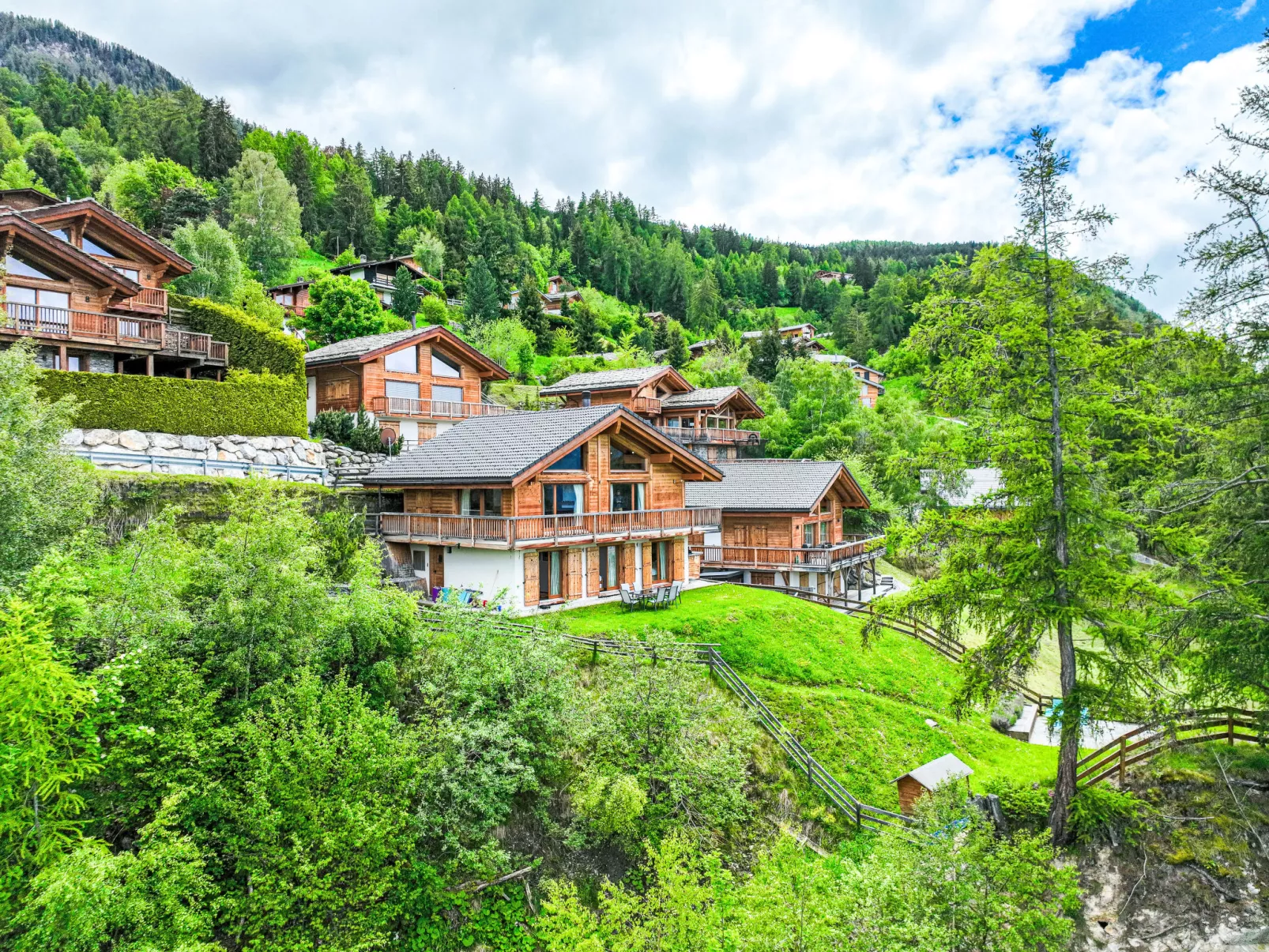 Chalet Manson-Buiten